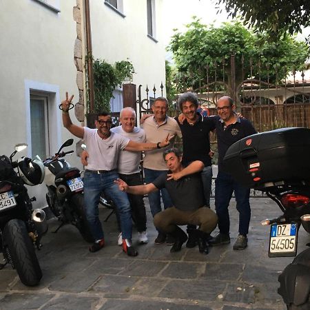 Il Nido Nel Borgo Casa Vacanze Camaiore Exteriör bild