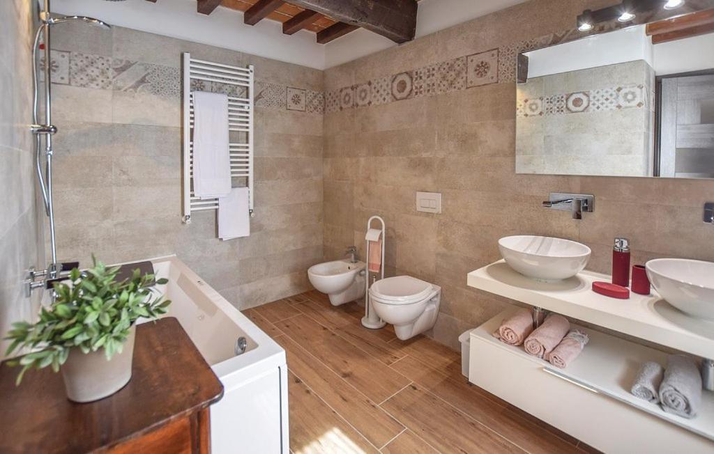 Il Nido Nel Borgo Casa Vacanze Camaiore Exteriör bild
